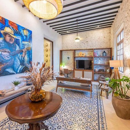 Casa Trova En Santa Lucia Centro, Мерида Экстерьер фото